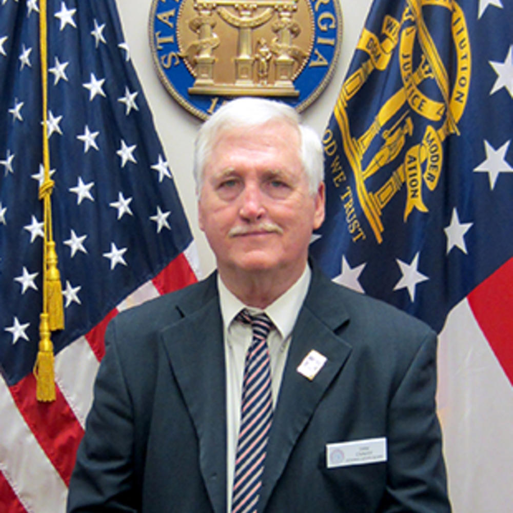 Dan Cravey is a member of the Veterans Service Board.